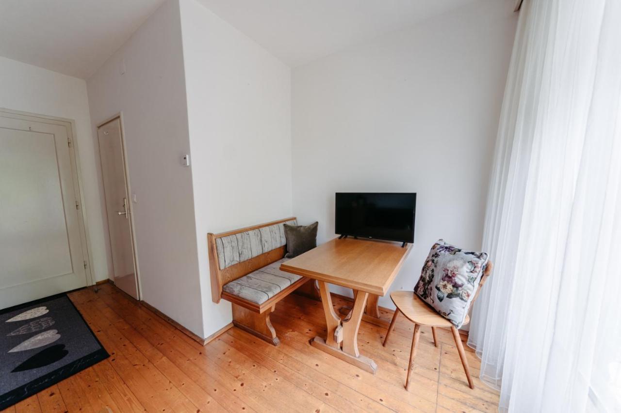 Ferienwohnung unmittelbar am Wörthersee Krumpendorf Exterior foto